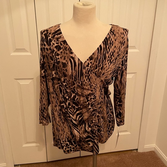 Dana Buchanan NWT animal print cross-over top - Picture 1 of 5